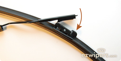 How to change 2008 Ford Escape wiper blades